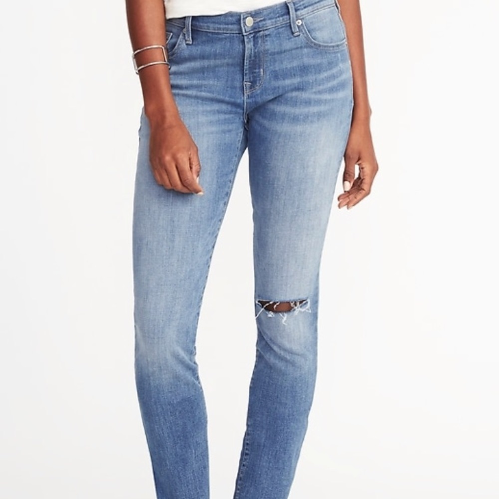 Distressed Old Navy Curvy Mid-Rise Jeans